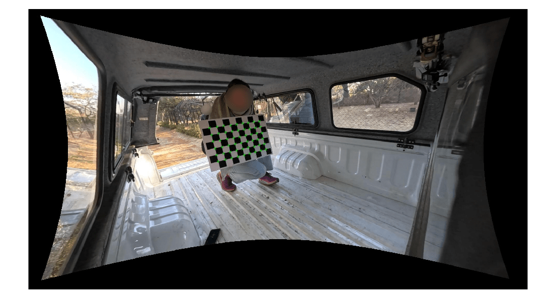 Figure contains an axes object. The hidden axes object contains 2 objects of type image, line. One or more of the lines displays its values using only markers